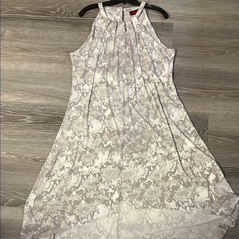 Elegant Gray Sleeveless Dress